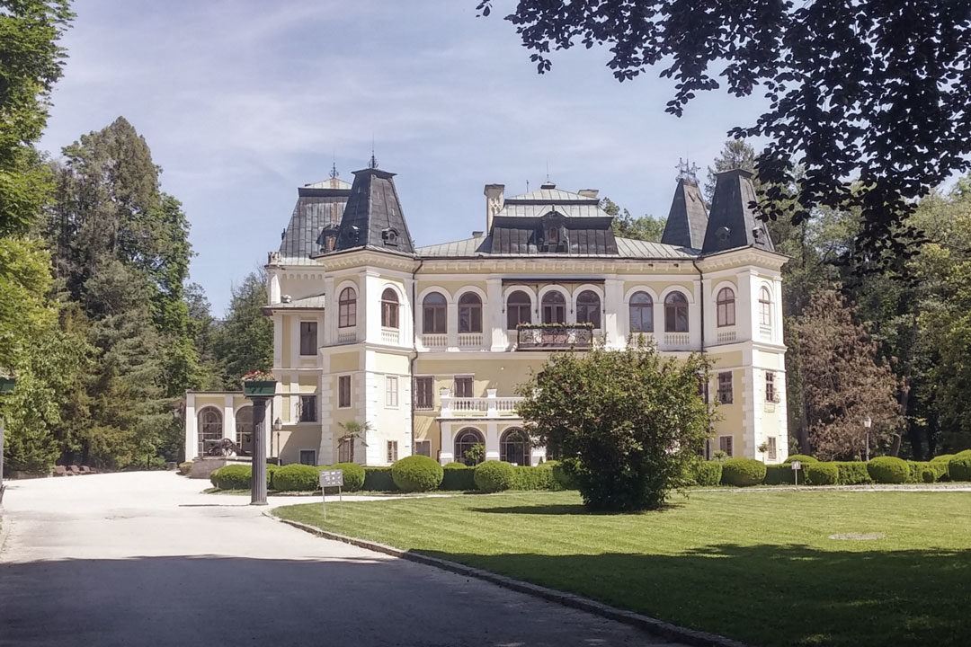 Pałac w Guzowie